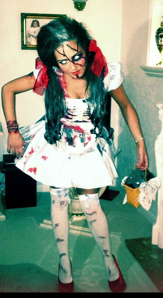 Putas en traje de fantasía 296
 #105412764