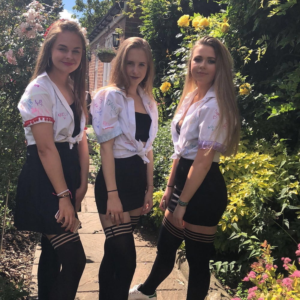 Putas en traje de fantasía 296
 #105412782