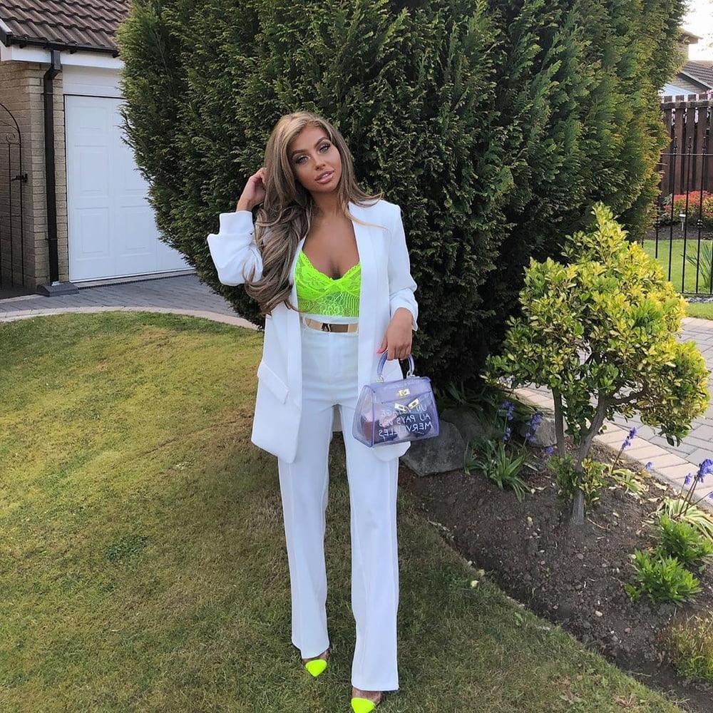 chloe - insta wank target #106285809