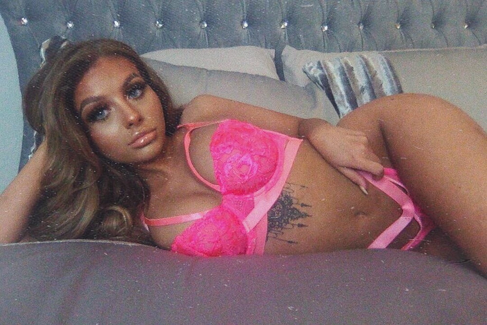 chloe - insta wank target #106285813