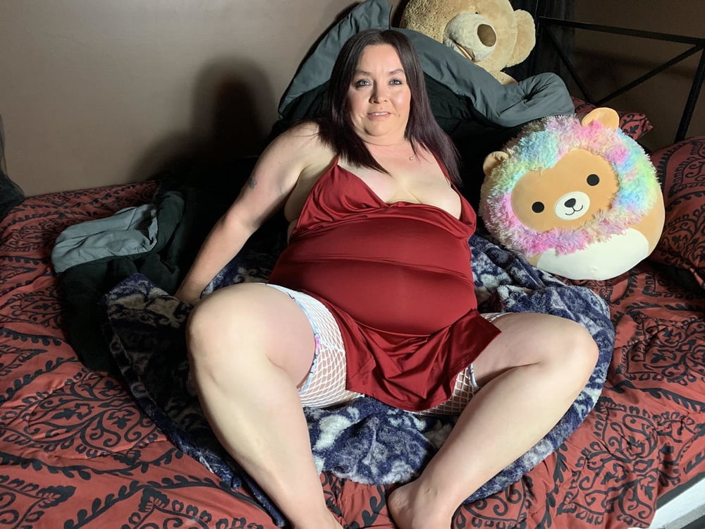 Sexy BBW Red Dress Green Eyes and Pussy #90652834