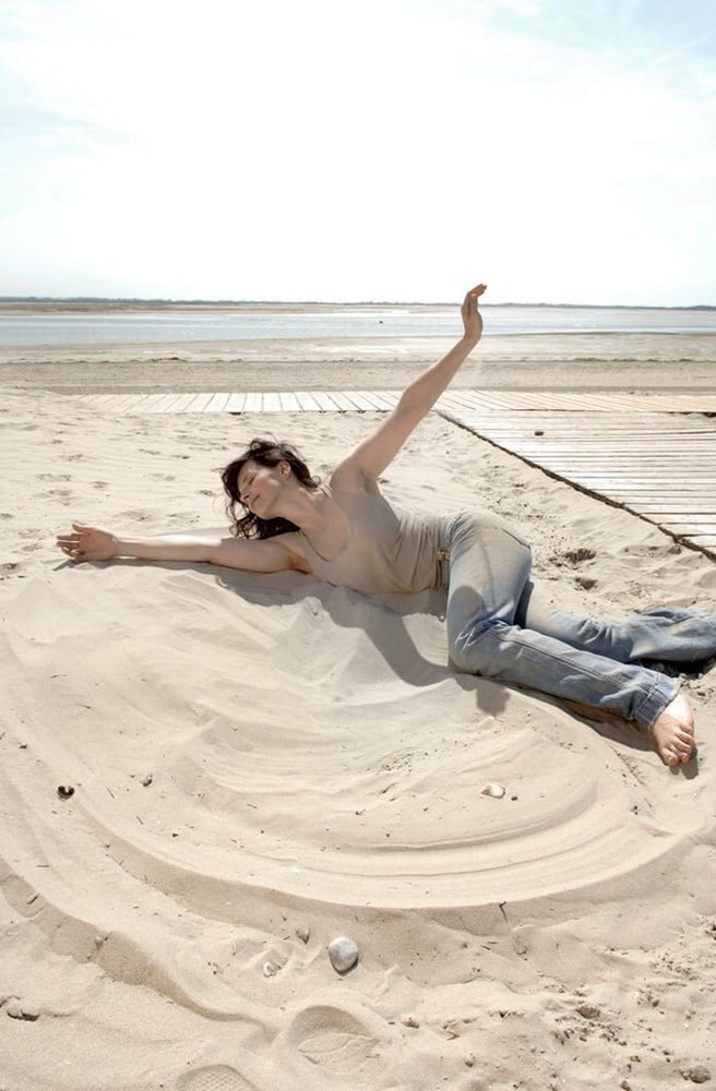 Juliette Binoche #92743979