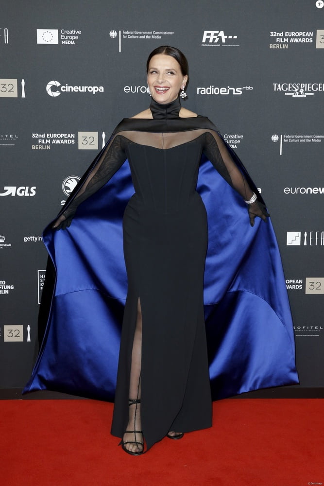 Juliette Binoche #92743987