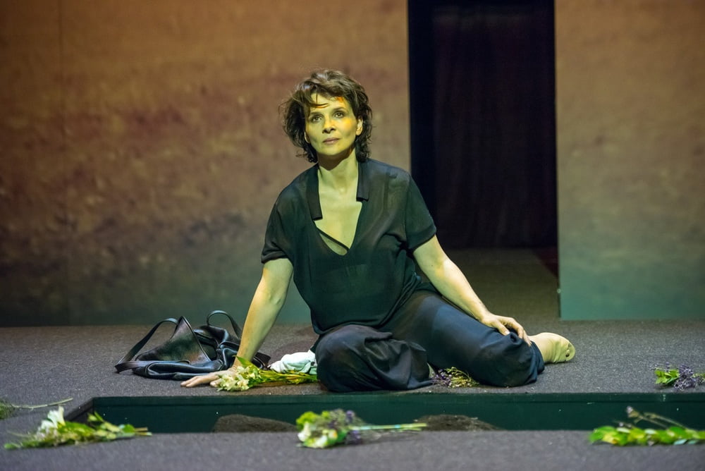 Juliette Binoche #92743993