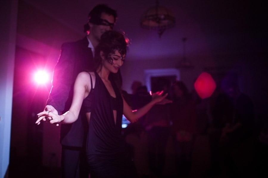 chaude brunette #91930564