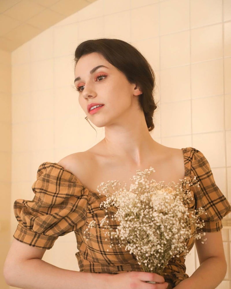 Grace Fulton #102725309