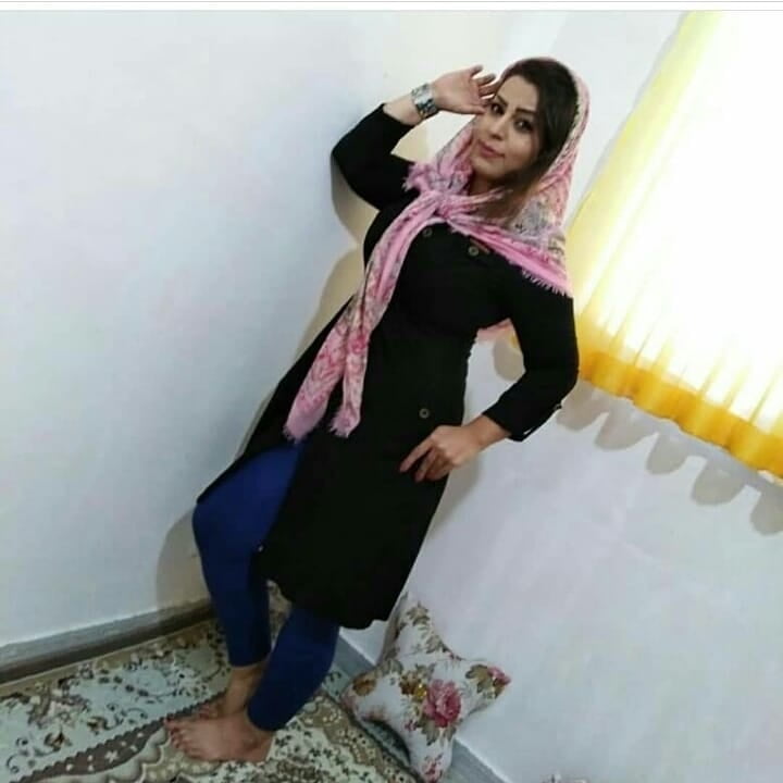 Irán milf 12
 #87679526