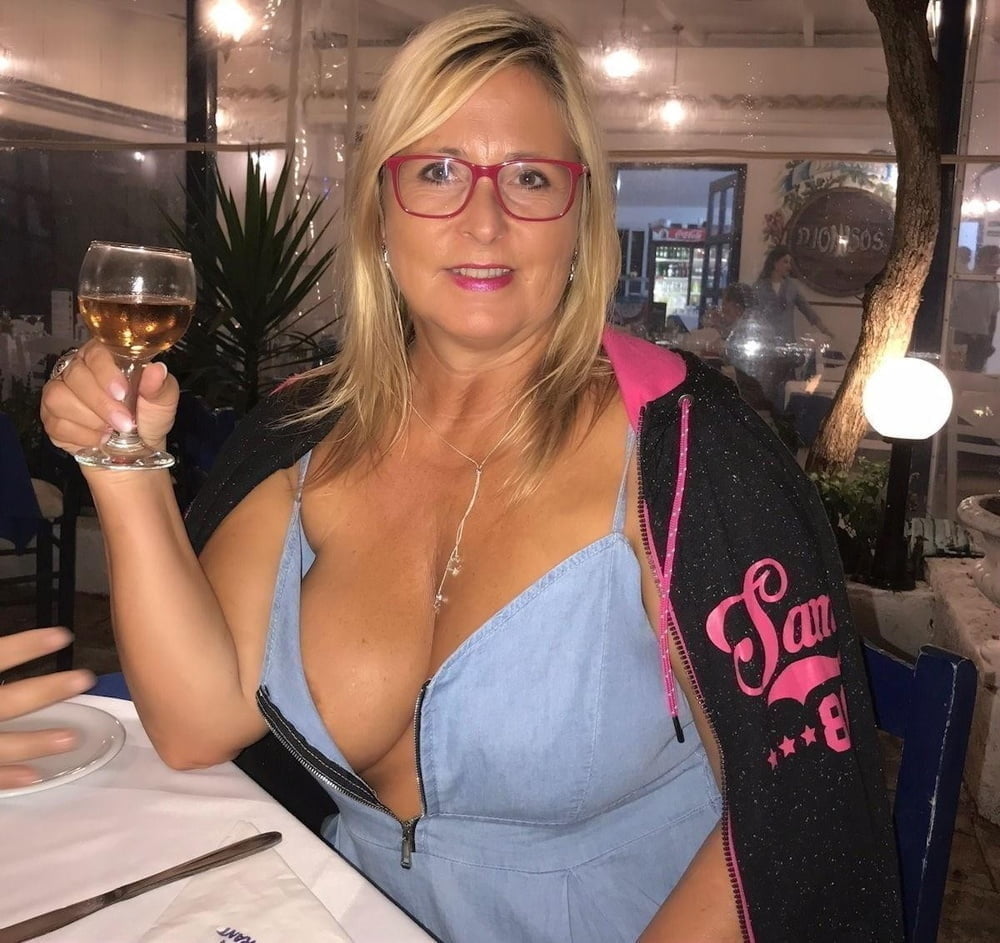 Heisse Maedchen 21 #88574411