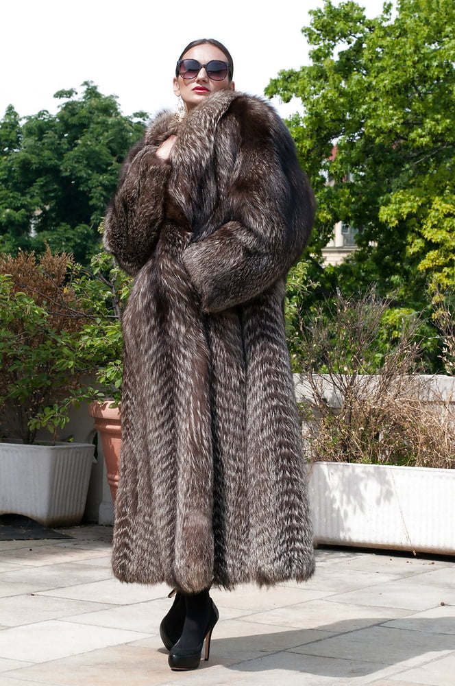 Fur - Coat - Fetish #93476200