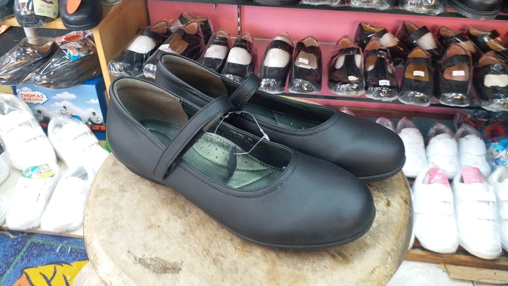 Student Shoes for Girls #107037325