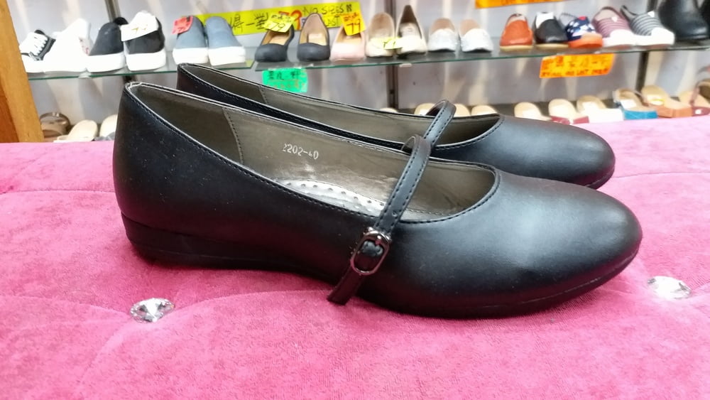 Student Shoes for Girls #107037329