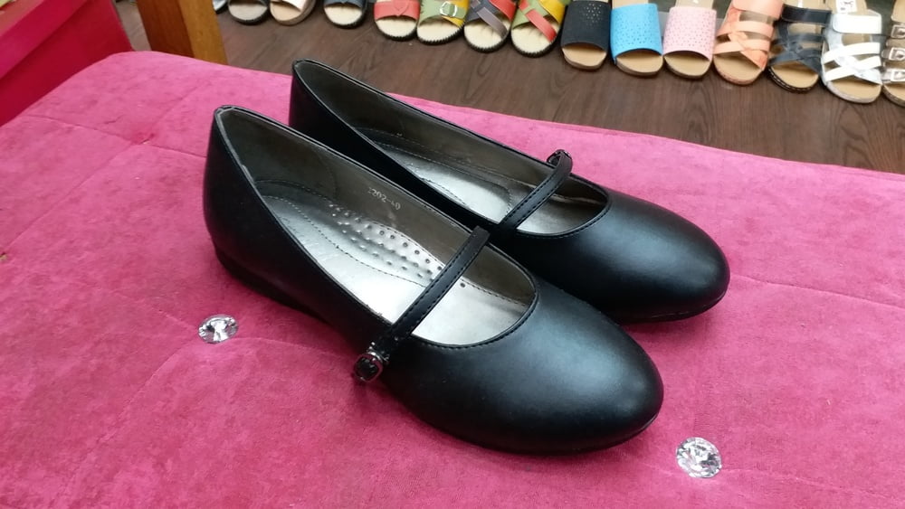 Student Shoes for Girls #107037331