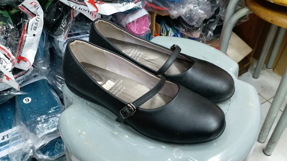 Student Shoes for Girls #107037336