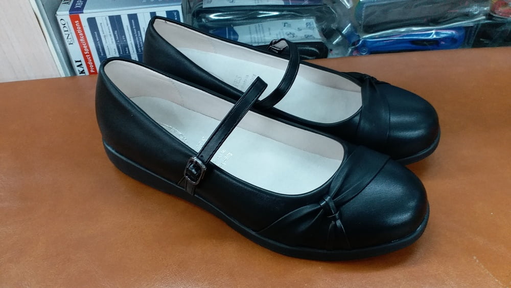 Student Shoes for Girls #107037363