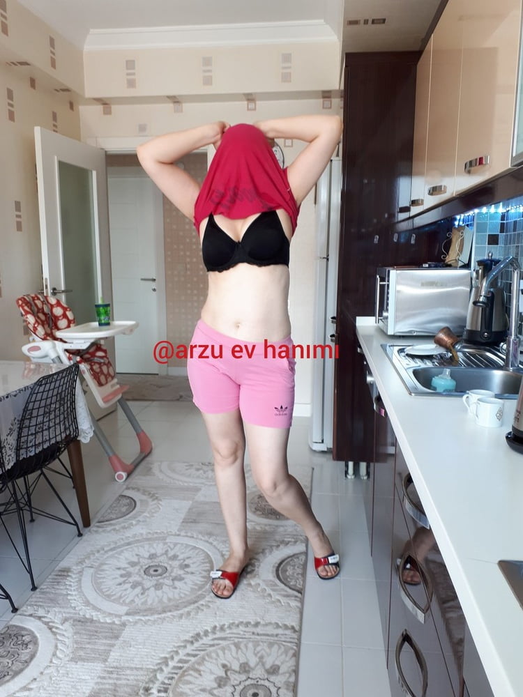 Turkish MILFS Mom Kitchen Mama 2 #92186081