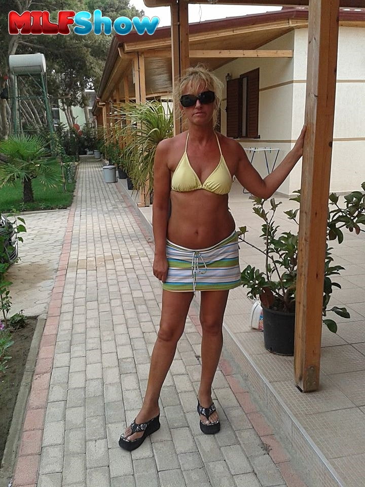 Milf zeigen 01
 #87852744