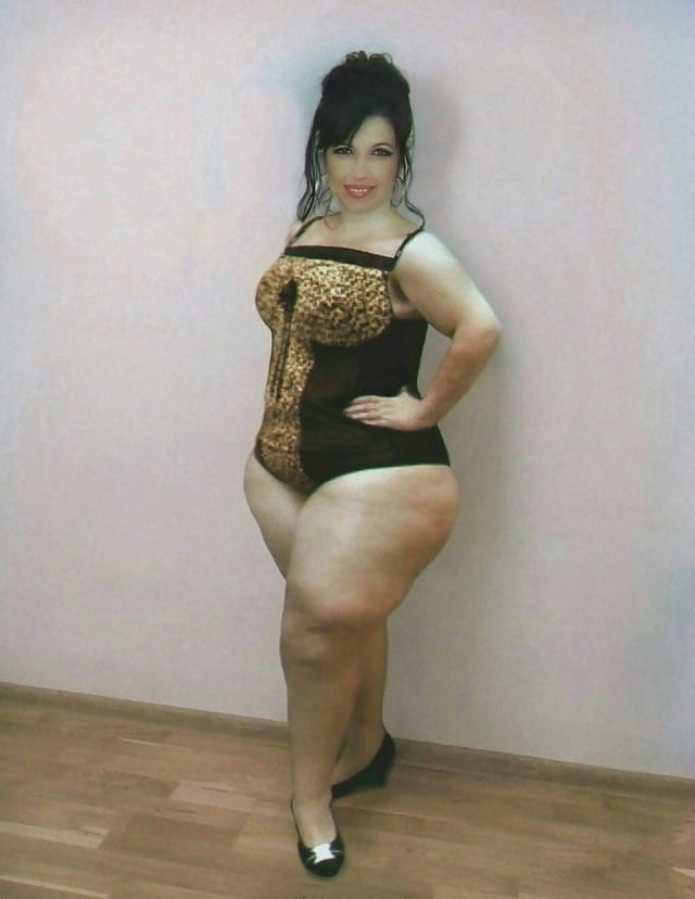 Fianchi larghi - curve incredibili - ragazze grandi - culi grassi (6)
 #99547672