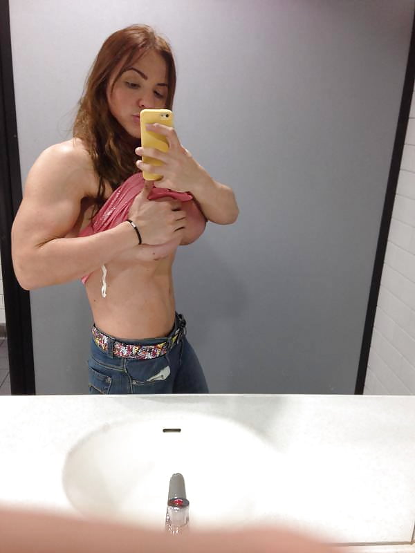 Tabbyanne Sexy Muscle pics #107334233