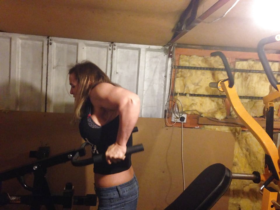 Tabbyanne Sexy Muscle pics #107334249