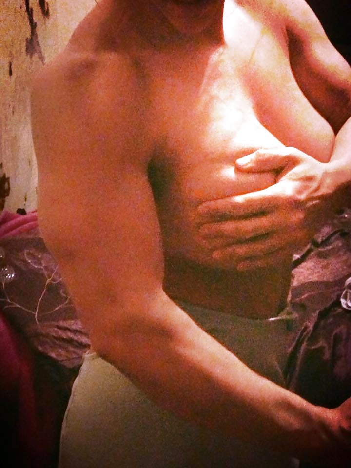 Tabbyanne Sexy Muscle pics #107334252