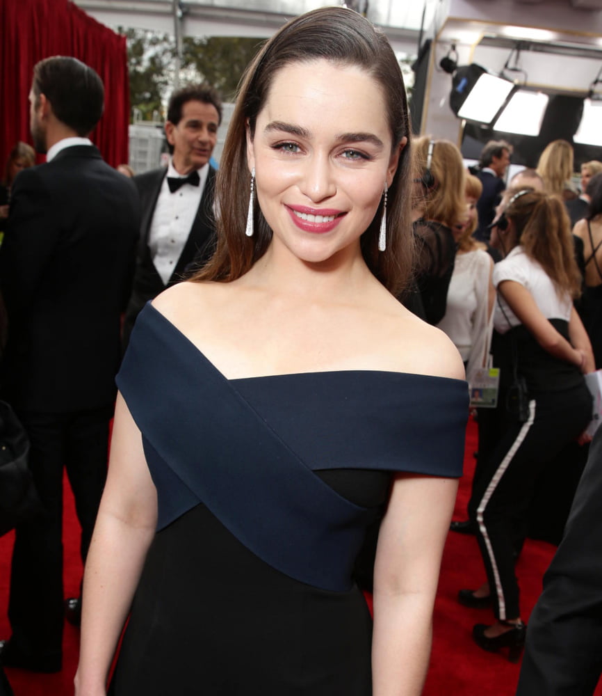 Emilia Clarkegive Me Black And Big 3949412