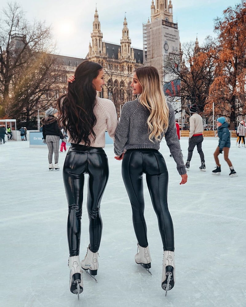 L'amour des leggings en cuir 5
 #103402440