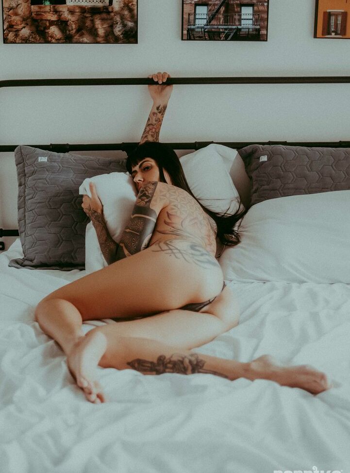 Paprika desnuda #108793480