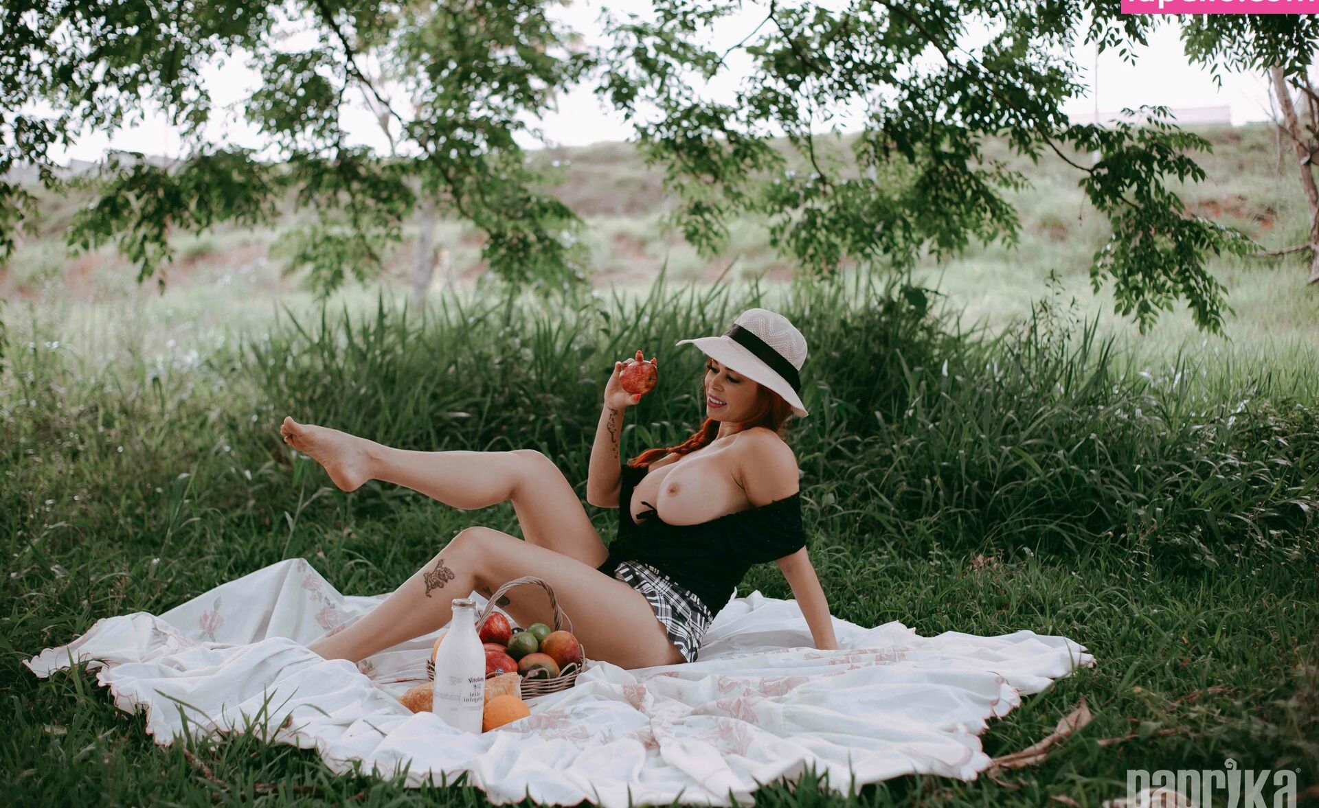 Paprika desnuda #108793554