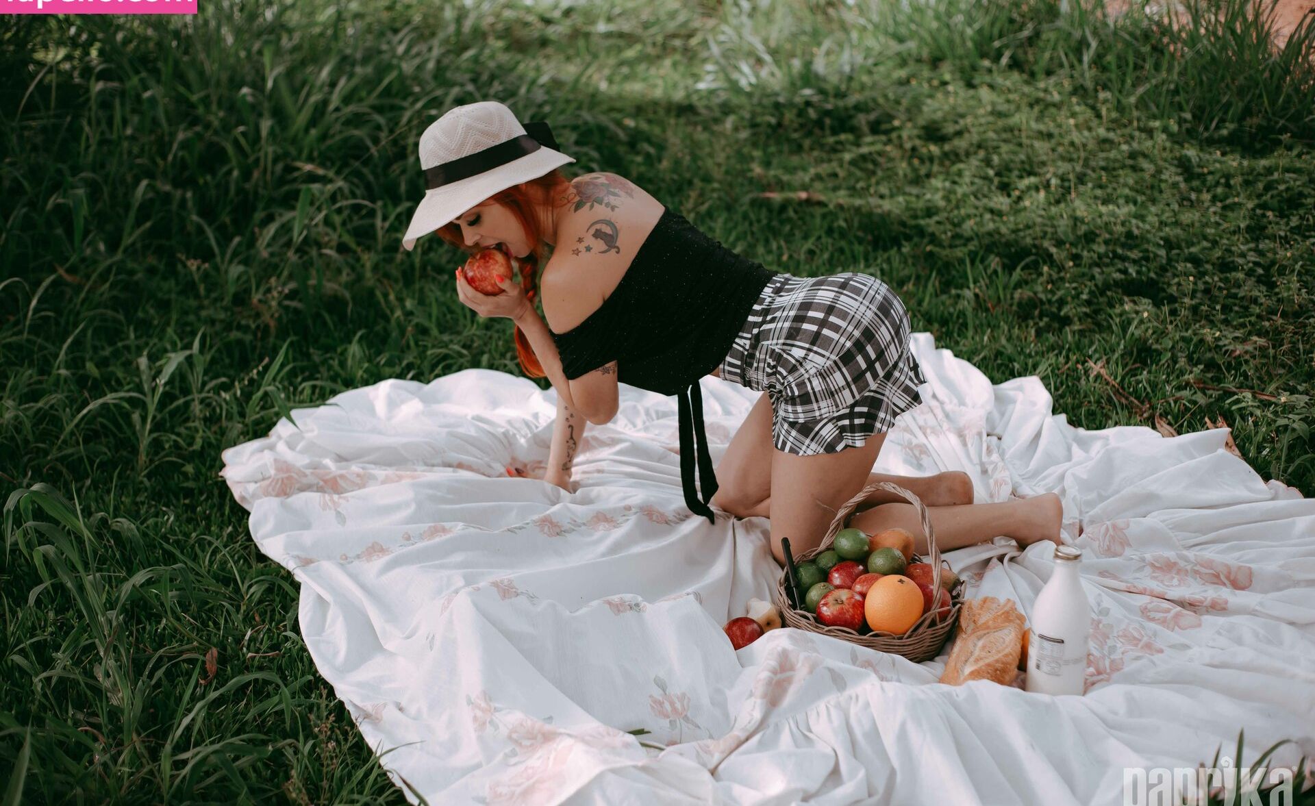 Paprika desnuda #108793560