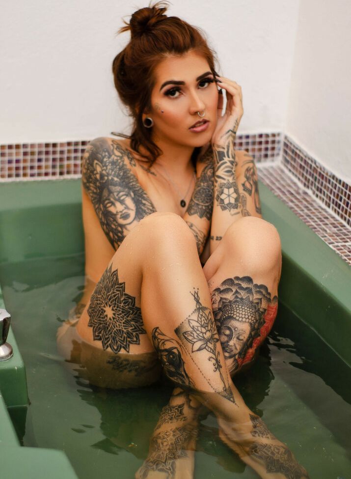 Paprika desnuda #108793619