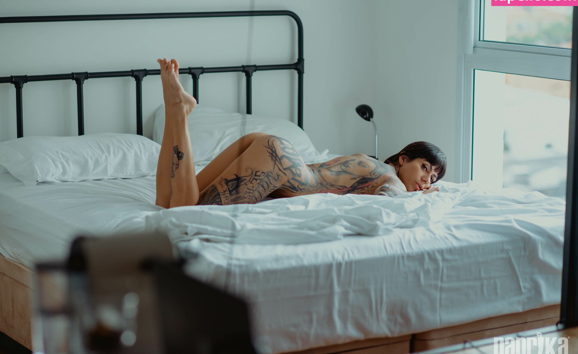 Paprika desnuda #108795249