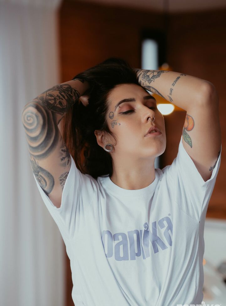 Paprika desnuda #108795343