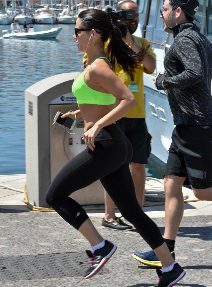 Jessica Lowndes desnuda #108144705