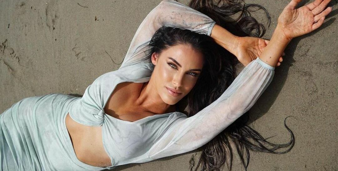 Jessica Lowndes desnuda #108144715