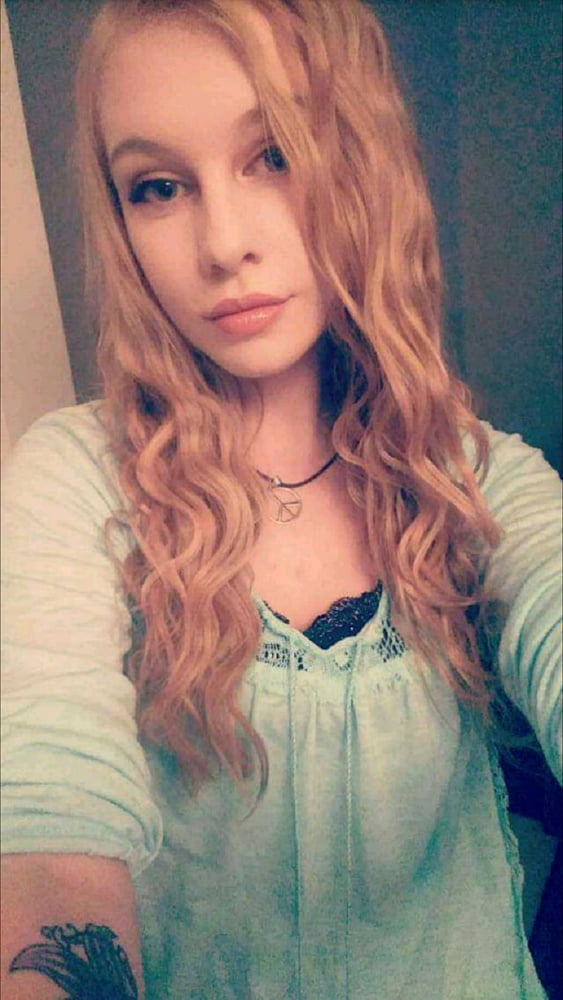 Exposed Webslut #92931231