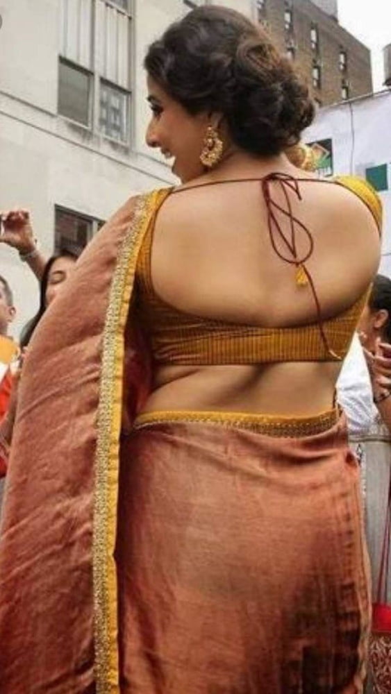 Tías y chicas indias
 #90882251