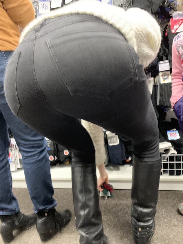 Nice ass to beauty mom #105909257