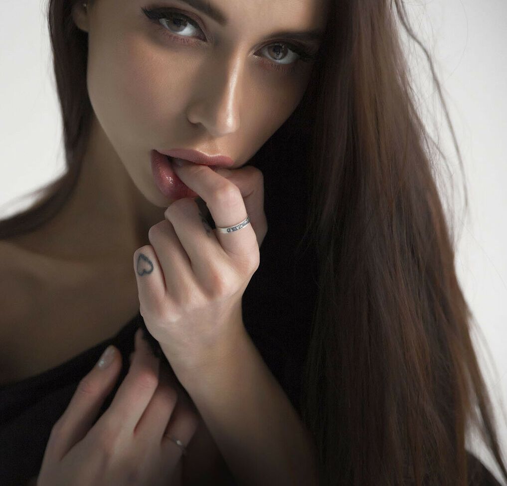 Anna Savich desnuda #108983725