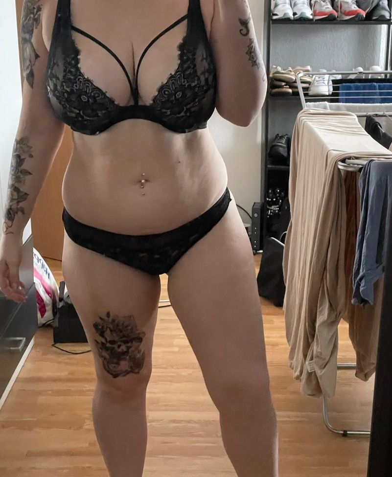 Likeboobs desnuda #108075584