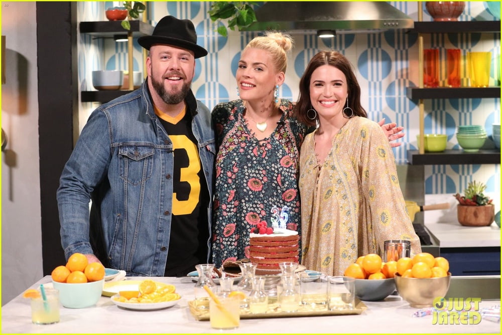 Mandy moore - busy tonight (8 apr 2019)
 #103044349