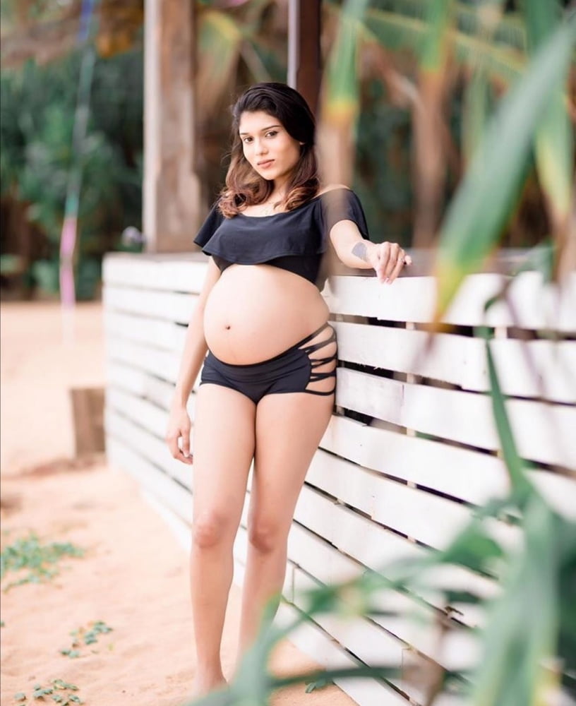 Singhalesische schwangere Mama
 #91579292