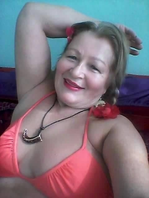 Izaura Fernandes ... Faceb #103817752