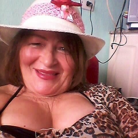 Izaura Fernandes ... Faceb #103817805