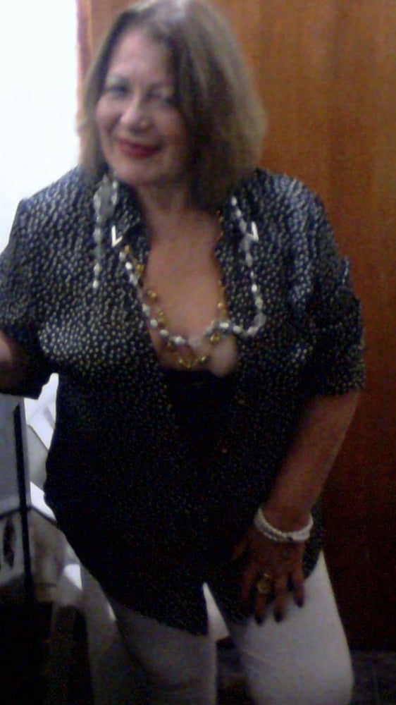 Izaura Fernandes ... Faceb #103817865