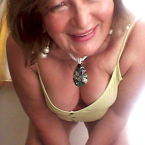 Izaura Fernandes ... Faceb #103817927
