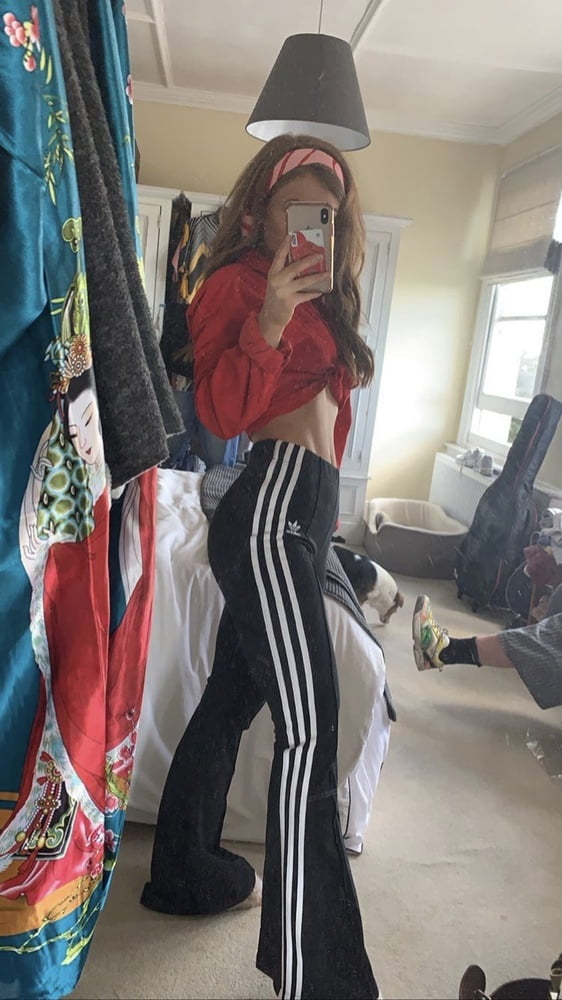Culo de Maisie smith
 #97826327