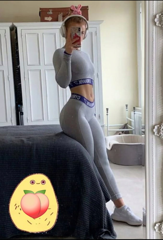 Culo de Maisie smith
 #97826419