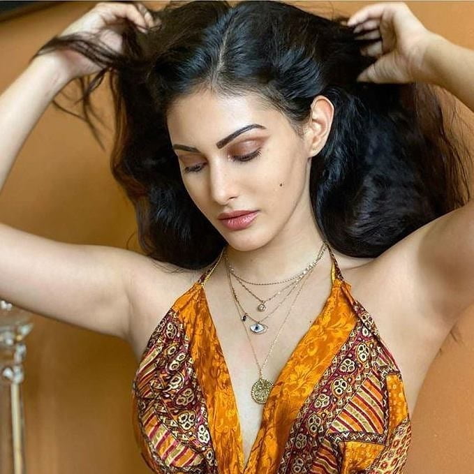 Armpits I Want To Lick 42 #79812640