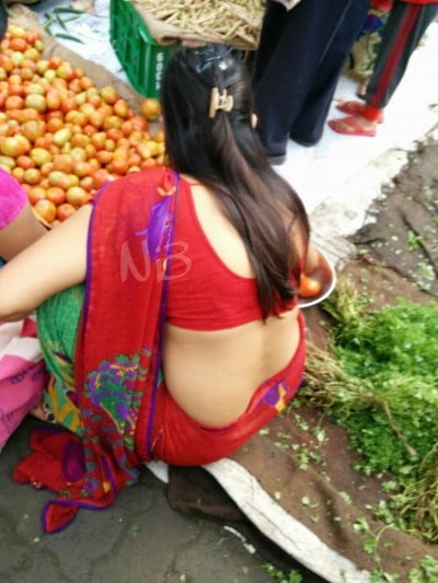 Echte desi bhabhi heiße saree voyeur Bild im Marktbereich
 #95515543