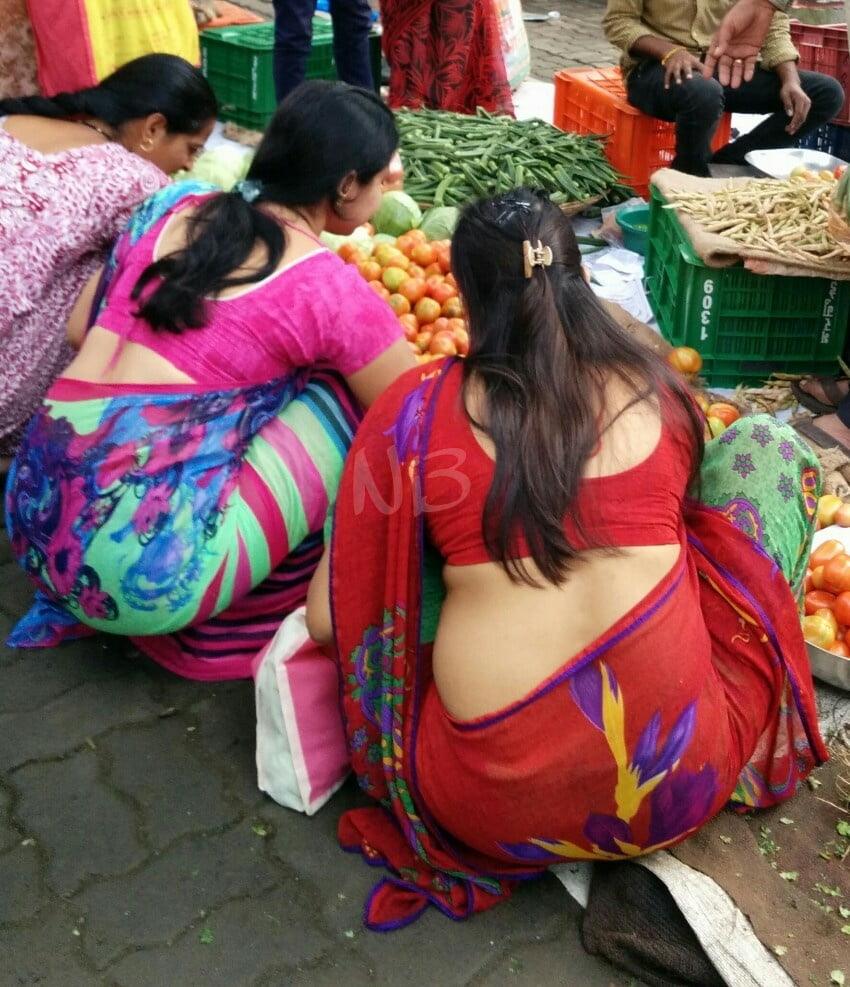 Real Desi Bhabhi  hot saree Voyeur picture in market area #95515549